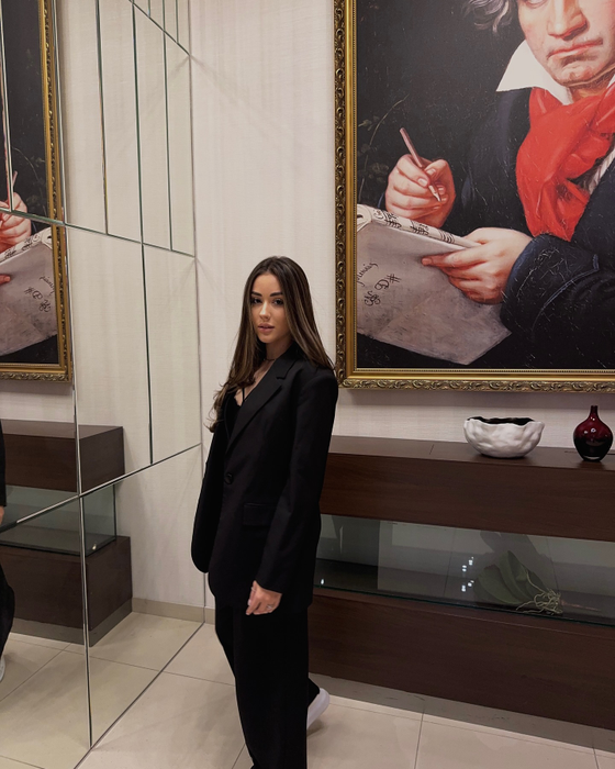 Erika, fiica Emiliei Ghinescu/ Sursa foto: Instagram