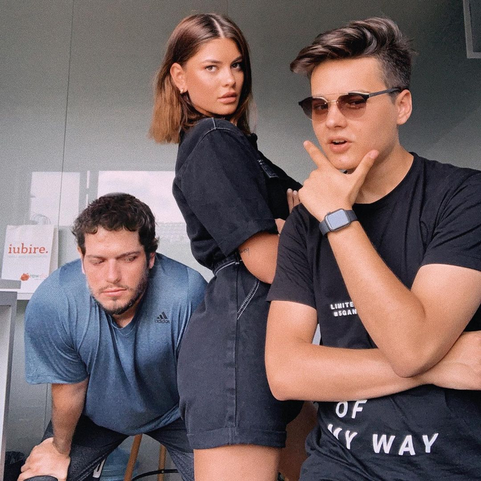 Bromania, Laura Giurcanu și Selly / Sursa Foto: Instagram.com