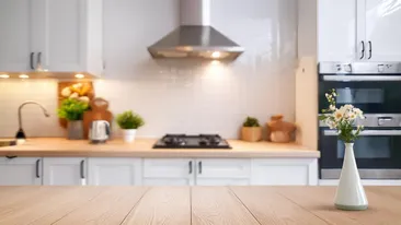 Trucurile simple care îți fac casa să pară mereu curată. Sfaturile experților în organizare
