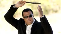 Steven Seagal, acuzat de hărţuire de o lesbiană celebră: ”Mi-a arătat...”