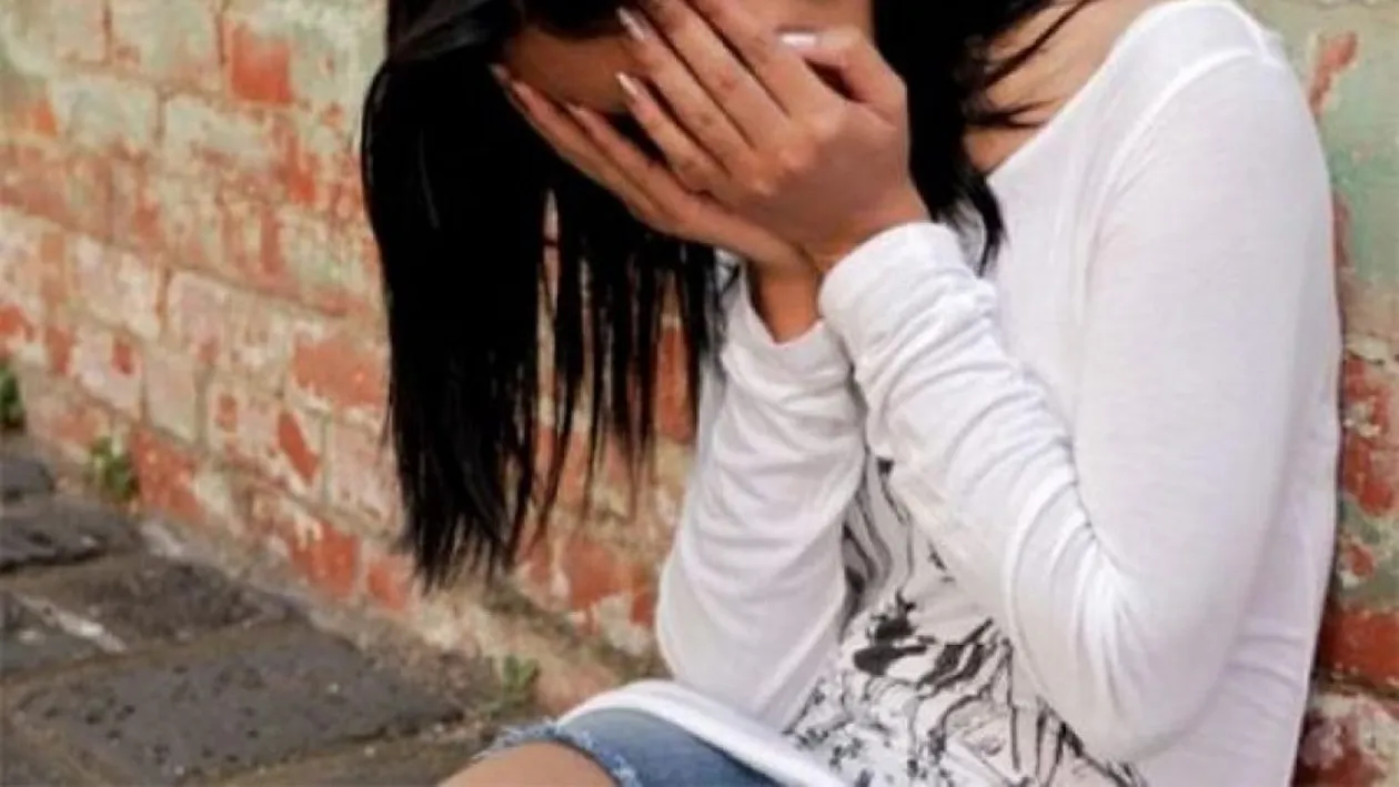 Ce a pățit un bătrân de 70 de ani din Vaslui după ce a violat o noapte întreagă o fată de 14 ani