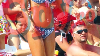 Cele mai hot trupuri de vedete ale verii lui 2012! Fotografii de colectie! Fetele de bronz din showbiz, medaliate cu aur