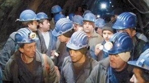 Mineri daţi dispăruţi, după o surpare masivă de teren la mina Lupeni