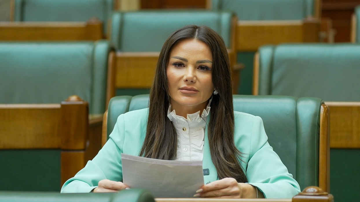 Oana Ungureanu nu o cruță pe senatoarea POT: “I-a promis soțul o acadea”. Războiul din instanță continuă! | UPDATE. Replica Valentinei Aldea: ”Resping orice insinuare”