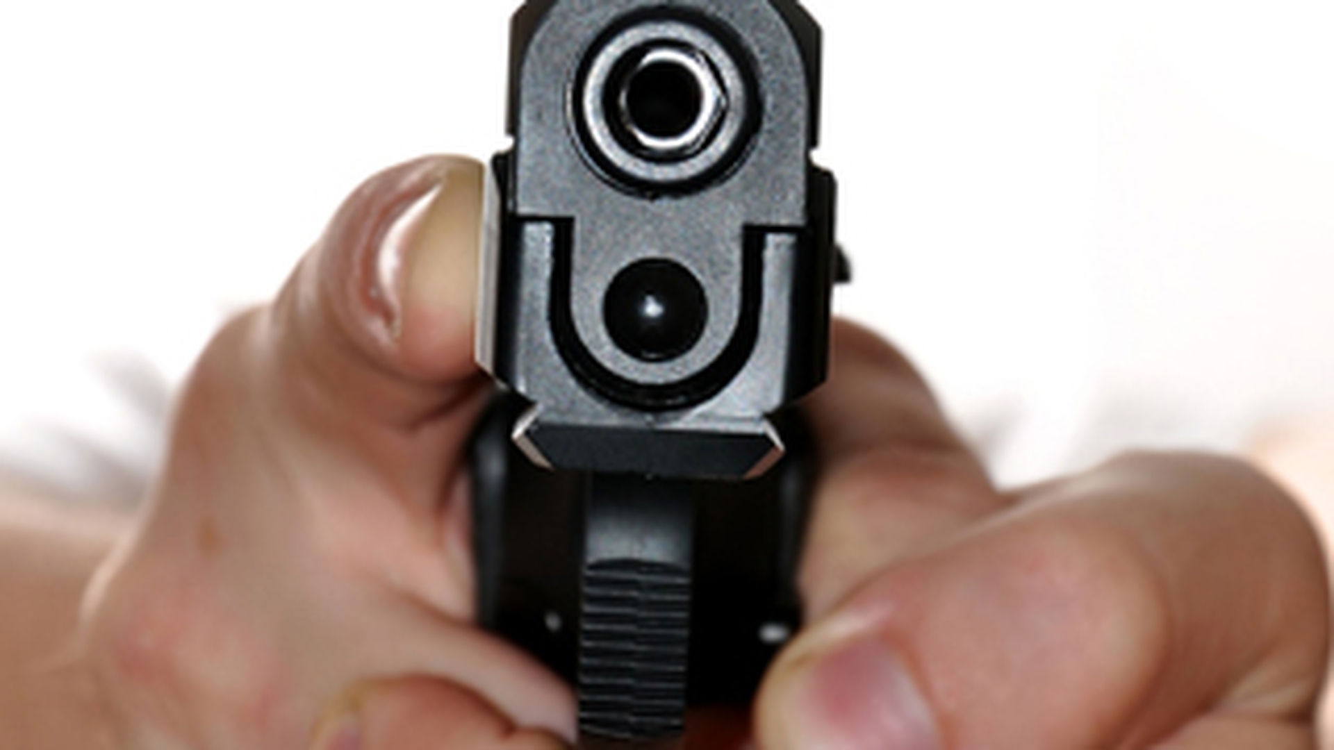 Trei ziaristi au fost jefuiti si amenintati in Africa de Sud, cu doua zile inainte de Campionatul Mondial