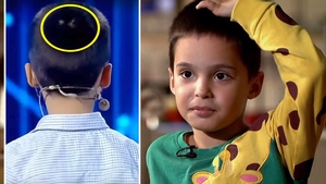 "Sunt un geniu pentru că m-am născut cu un semn pe cap" Avem imaginile: Care este semnul unic al lui Theodor Marcu, băiețelul care a primit Golden Buzz de la Andi Moisescu la Românii au Talent de la Pro TV