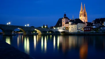 Cristi Minculescu s-a mutat intr-un oras de poveste! Vezi imagini superbe din Regensburg, dupa ce a fost impodobit pentru Craciun