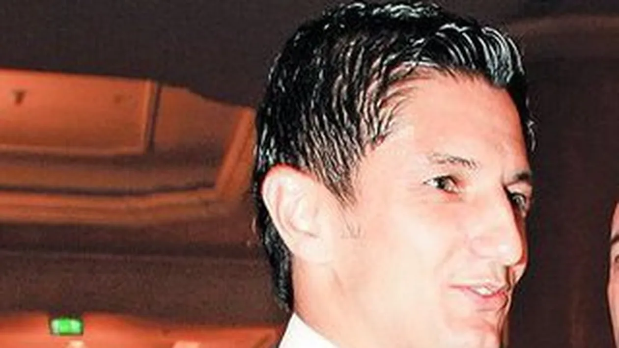 Razvan Lucescu nu se uita la bani. I-a luat lui Matei aspirator de gagicute in valoare de 98.000 de euro