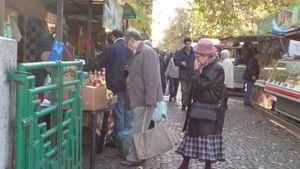 Ai jura că-i banc, dar e pe bune! Pe soţia celebrului Mărmureanu o cheamă... Primele imagini cu doamna Cutremur