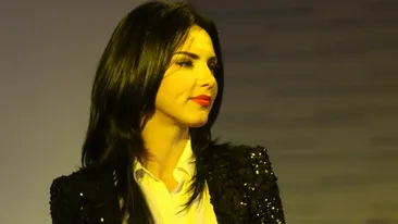 Stefan Banica Jr. a lasat-o insarcinata pe Lavinia? Posibila dovada o avem filmata de aseara! Uite-i burtica si cum si-o mangaie