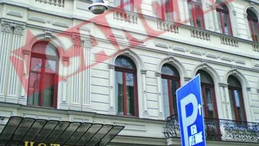 S-a aruncat de la zece pe hotelul Capsa