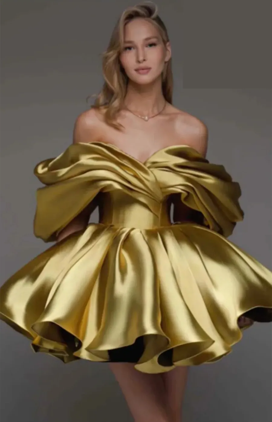 rochie pe internet comanda femeie