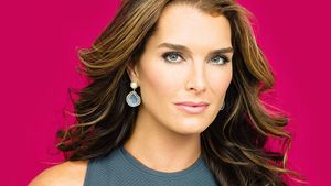 Cum a vrut să o cucerească Hugh Hufner pe Brooke Shields! Ce răspuns i-a dat actriţa
