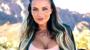 Andreea Antonescu, la un pas de moarte: „Medicul l-a chemat pe tata și i-a spus să încerce să mai facă un copil”. Drama din copilăria cântăreței