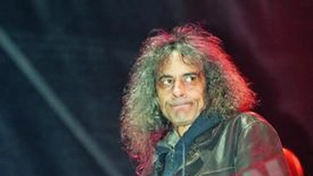 Cristi Minculescu se opereaza astazi