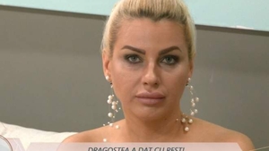 O concurentă de la „Mireasa” a intrat măritată în concurs, fără să menționeze acest „detaliu” Cum a reacționat iubitul din competiție când a auzit că are soț