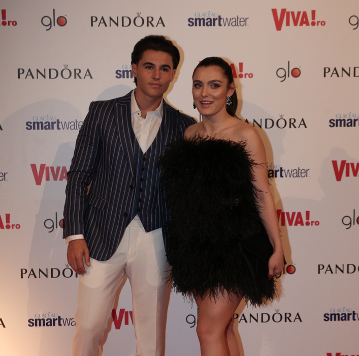 Alexia Eram, cea mai sexy apariție de la petrecerea VIVA! Cum a venit îmbrăcată fiica Andreei Esca