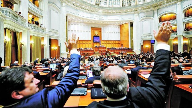 Si-au umflat bugetul cu 30%