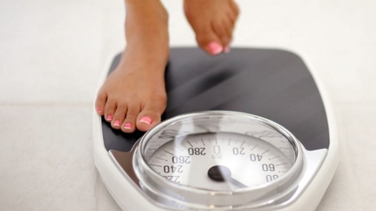 Tabelul are îți arată câte kilograme trebuie să ai în funcție de vârstă și înălțime