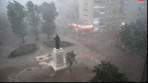 Nici săptămâna asta nu scăpăm de ploi! Meteorologii au emis azi COD Galben de furtună pentru mai multe judete! Vezi care sunt