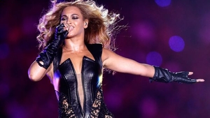 Fotografia de la Super Bowl pentru care Beyonce ar da mii de dolari ca să fie scoasă de pe internet! Uite cum a fost surprinsă!