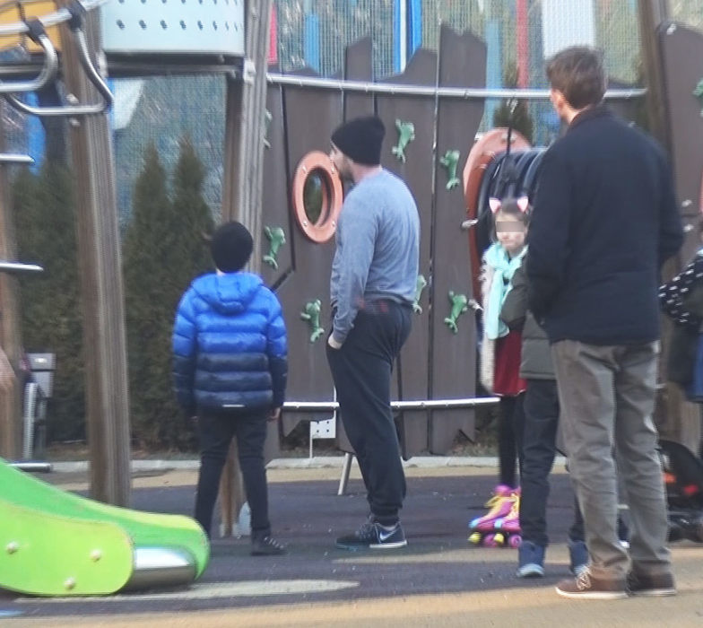 Familia Pescariu a ieşit la relaxare, într-un loc de agrement