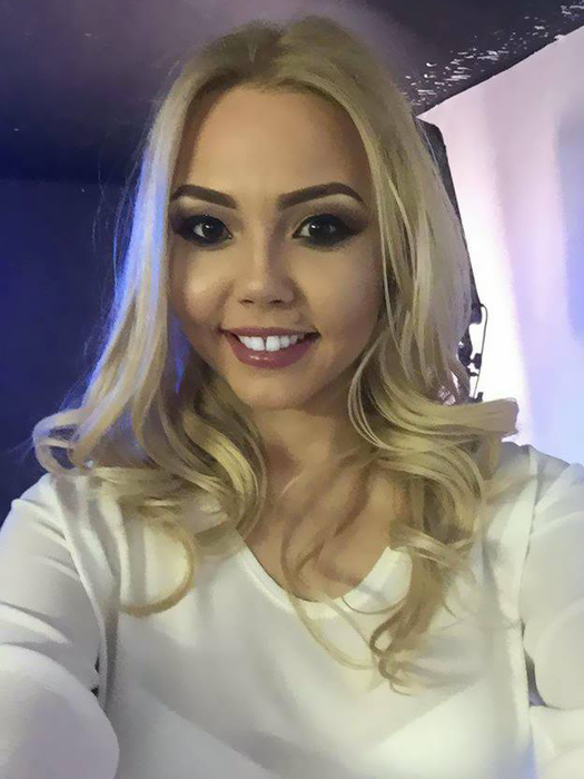 DENISA MANELISTA primeşte un mesaj sfâşietor de susţinere de la un cântăreţ: „Îl rog pe Hristos să…”