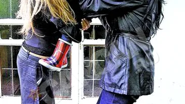 Rosse Marie Florescu si-a abandonat fetita pentru cateva saptamani! A predat-o socrilor prin intermediul bonei