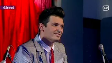 VIDEO Alin Pascal s-a apucat de cantat cu vocea la 26 de ani! Nici macar la dus nu cantam