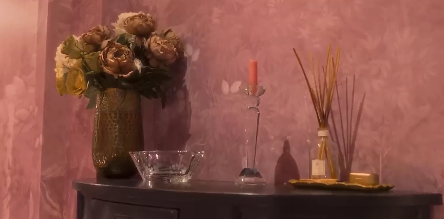 Cum arată noul apartament al lui Selly. Celebrul vlogger a terminat renovările și a făcut turul locuinței