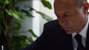 Oameni noi la ministerul de Externe si la cel al Culturii! Cine va primi de astazi cele doua portofolii