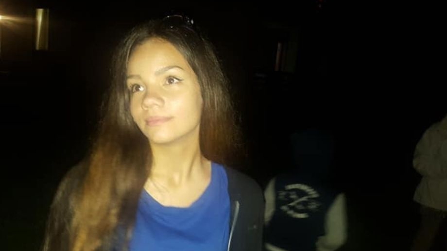 "Atenție, mare pericol". Dacă o vedeți pe această tânără din București, sunați de urgență la Poliție!
