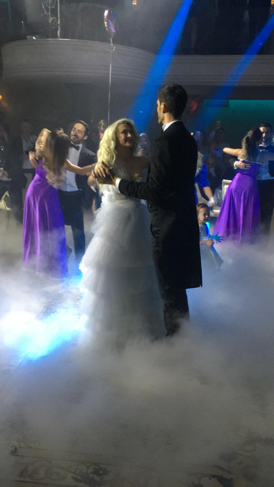 Imagini exclusive | Andreea Bălan și George Burcea s-au căsătorit! Invitați-surpriză la evenimentul toamnei în România!