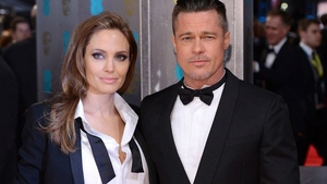 Presa internaţională: ce motive de divorţ au Angelina Jolie şi Brad Pitt!