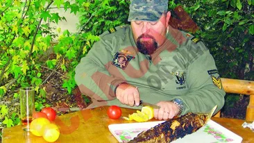 Piedone isi pune familia la munca