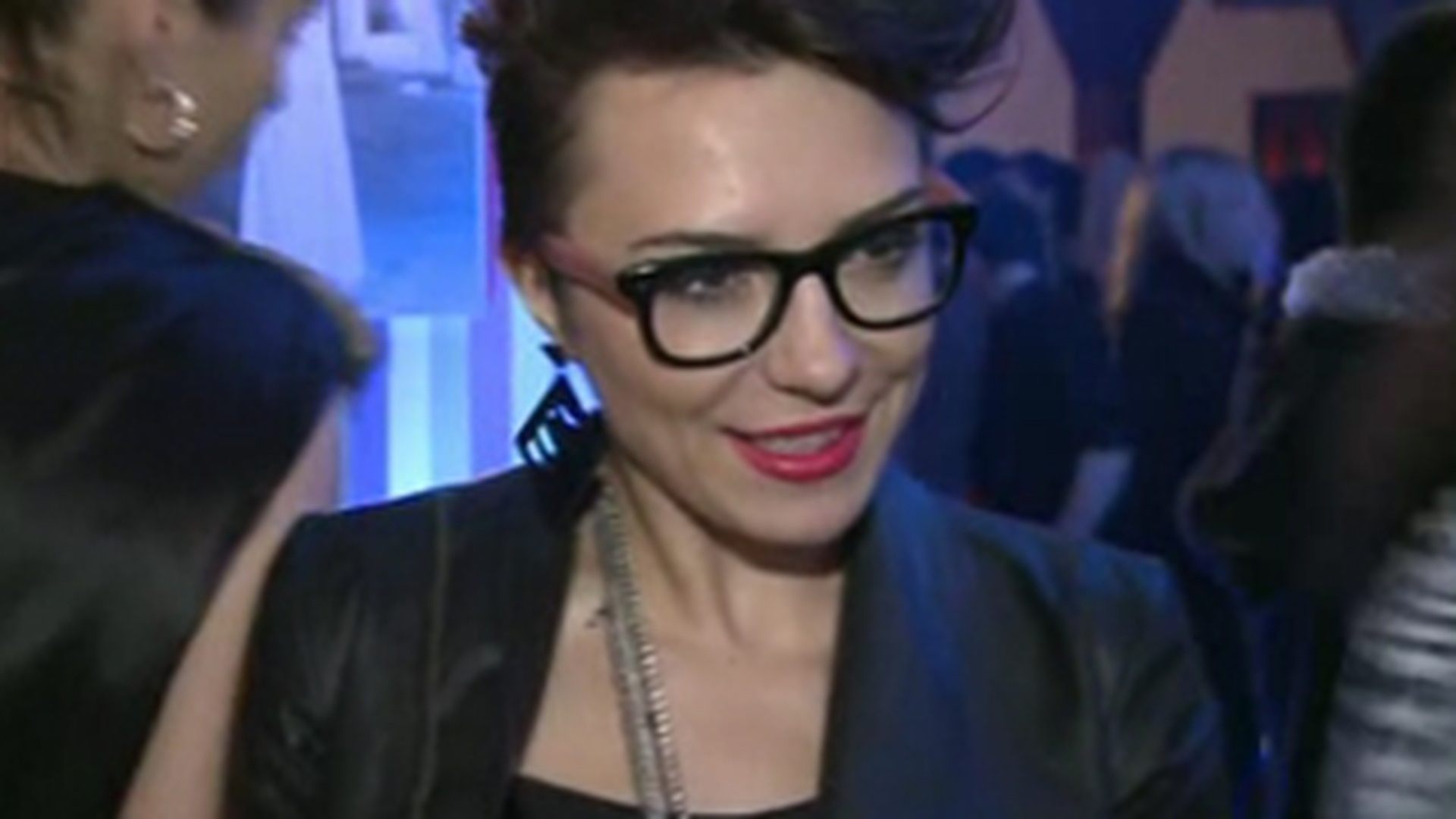 VIDEO Vezi cum a slabit DJ Wanda 10 kilograme: "Tratamentele corporale sunt ca sa te imbeti cu apa rece"