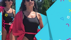 Imagini hot de la piscină cu horoscopista lui Răzvan & Dani