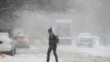 ANM, avertizare de ultimă oră. Alertă de ninsoare și viscol și 10 județe din România - cod portocaliu de vreme rea