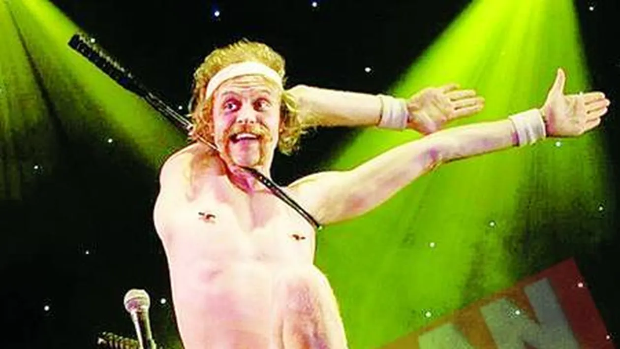 Se strecoara printr-o racheta de tenis