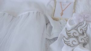 Replică ireală a unui preot, după ce o mamă a vrut să își hrănească bebelușul în biserică: ”Trebuia să stai acasă”