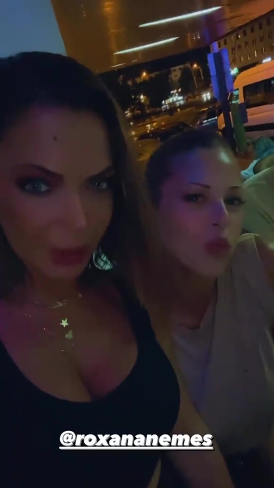 Concurenții de la ”Splash - Vedete în apă” au făcut show la hotel, după antrenamente