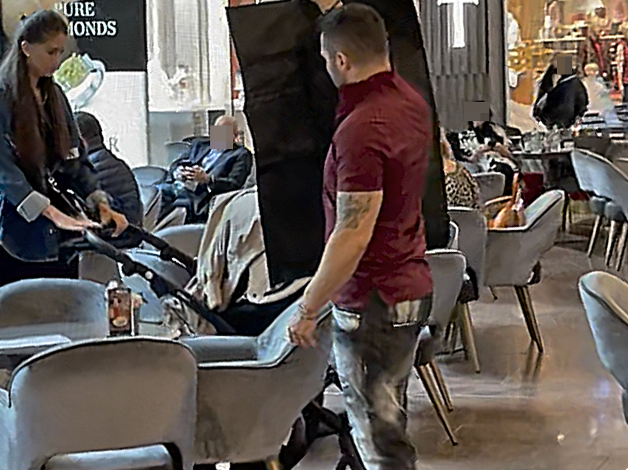 Pepe și soția au mers la cafenea / (Sursa: CANCAN.RO)