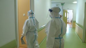 Medic român stabilit în Italia, concediat pentru că a refuzat să se vaccineze împotriva COVID-19