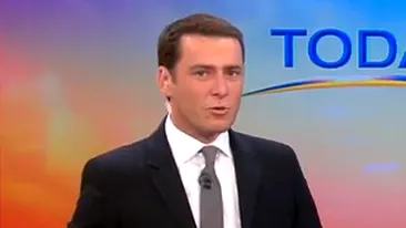 VIDEO Un jurnalist australian a gafat incredibil facand o gluma pe seama lui Dalai Lama in fata liderului spiritual