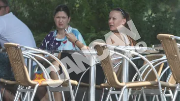 Intalnire fierbinte intre Raluca Sandu si o doamna misterioasa