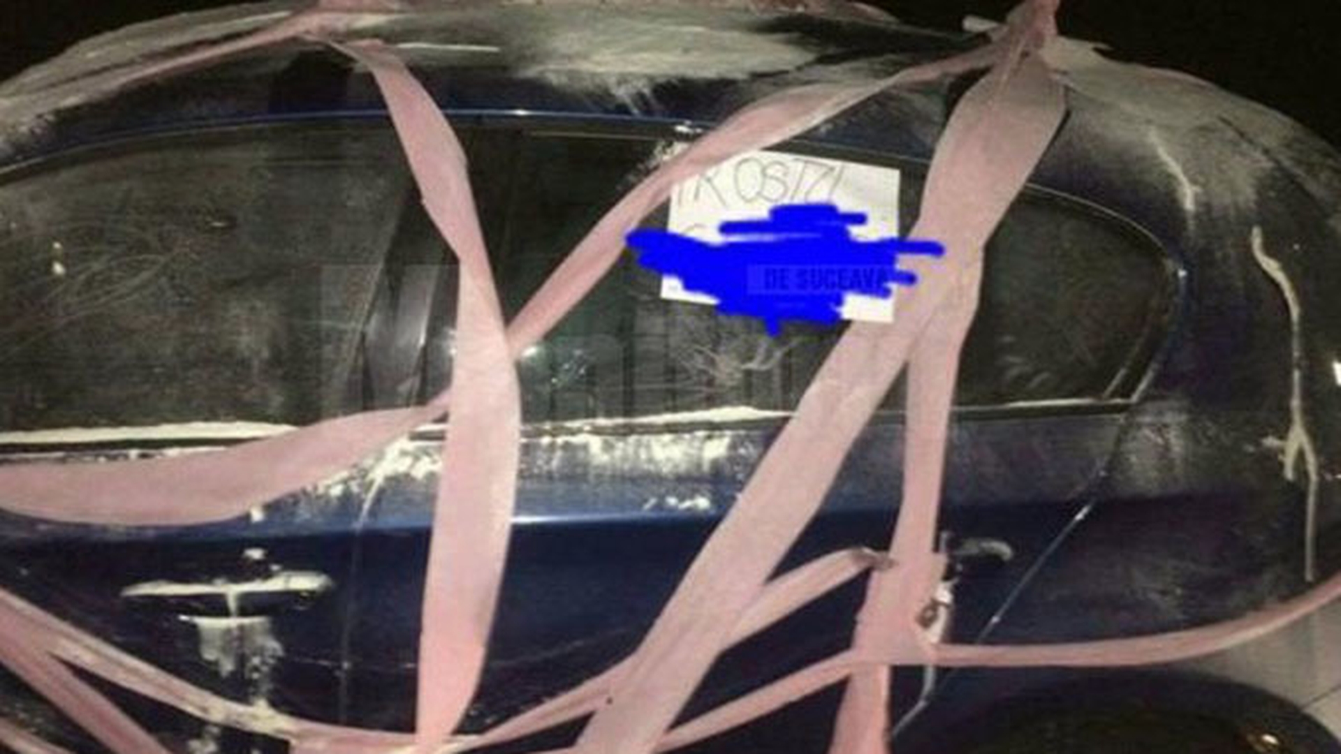 Un bărbat din Suceava şi-a găsit BMW-ul vandalizat! Care a fost motivul răzbunării