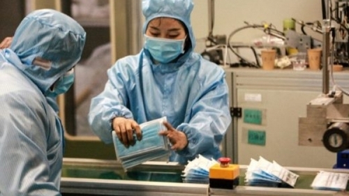 Măștile din China au picat testul de calitate! Finlanda și Suedia au oprit distribuția lor în spitale