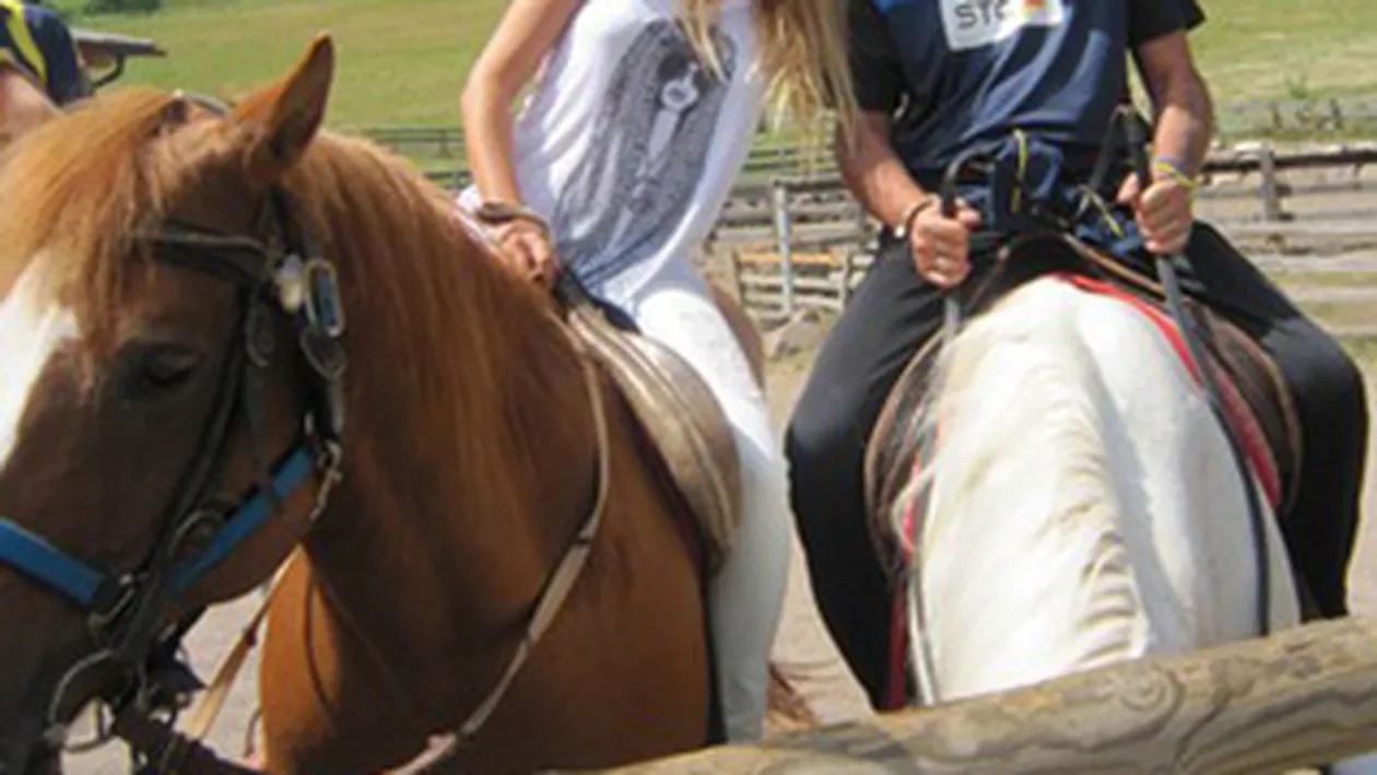 Walter Zenga, pe post de Fat-Frumos! Raluca l-a urcat pe un cal alb!