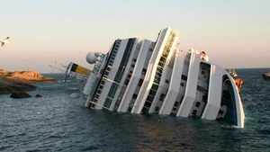 Capitanul navei Concordia, Francesco Schettino: "Nava s-a inclinat la aproximativ 60-70 de grade. Am fost blocat si am ajuns intr-una dintre barcile de salvare"