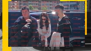 Gabriel Oprea, prima apariție după ce a fost achitat în dosarul privind decesul polițistului Bogdan Gigină. A fost cu soția la Loft Mamaia!